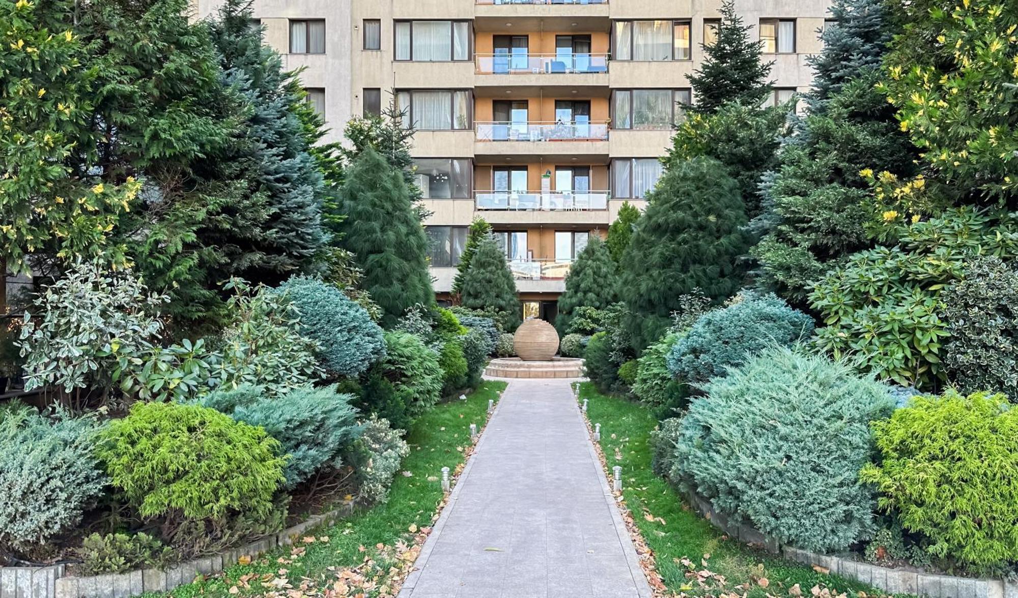 Garden Apartment - Herastrau Park 3Min Walk Bucareste Exterior foto